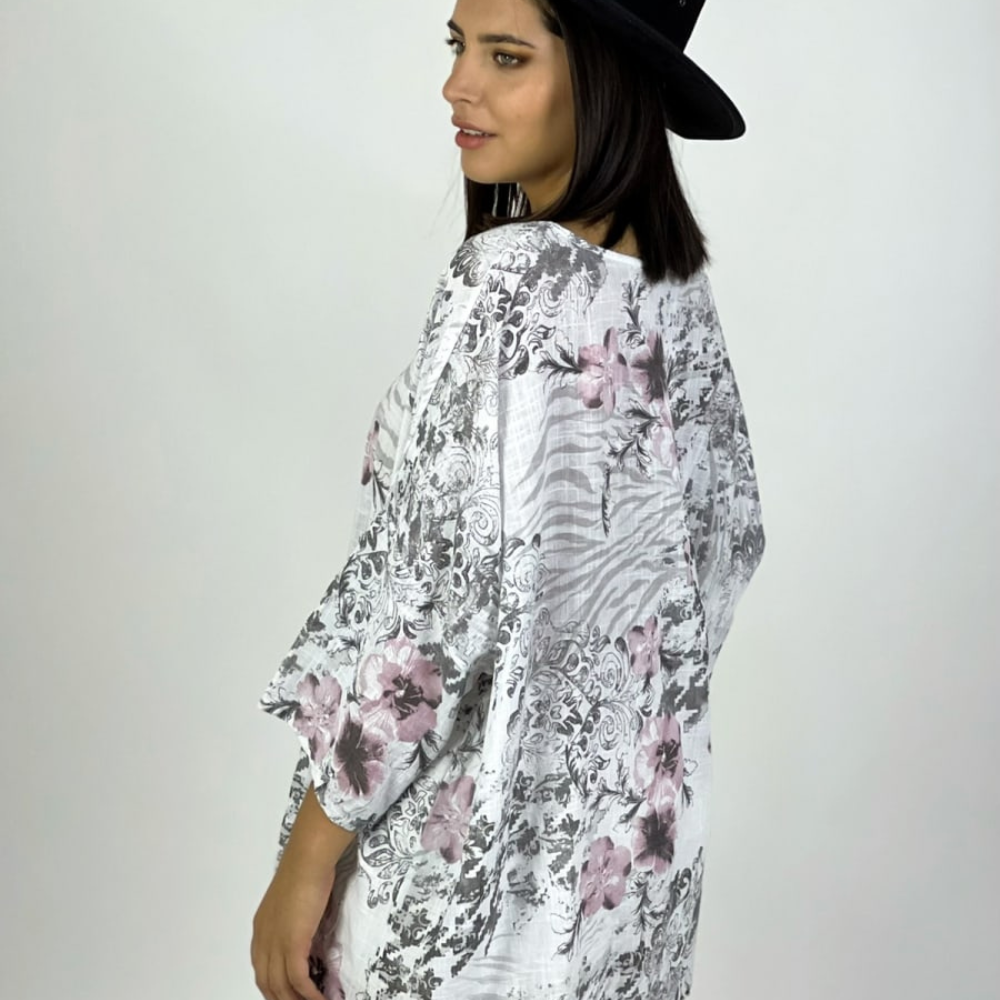 Polera Italiana con Flores y Bolsillos con Collar beige