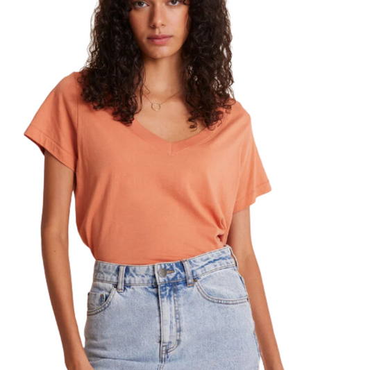 Polera Escote En V Básica Algodón Pima naranja